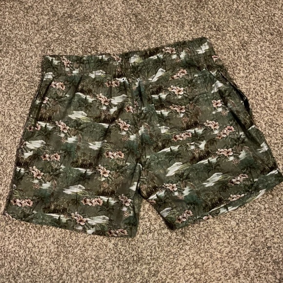 Slate & Stone Floral Swim Trunks - Picture 5 of 7